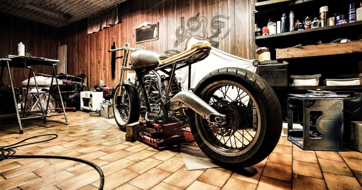 Motorcycle Maintenance Guide – With Expert Tips